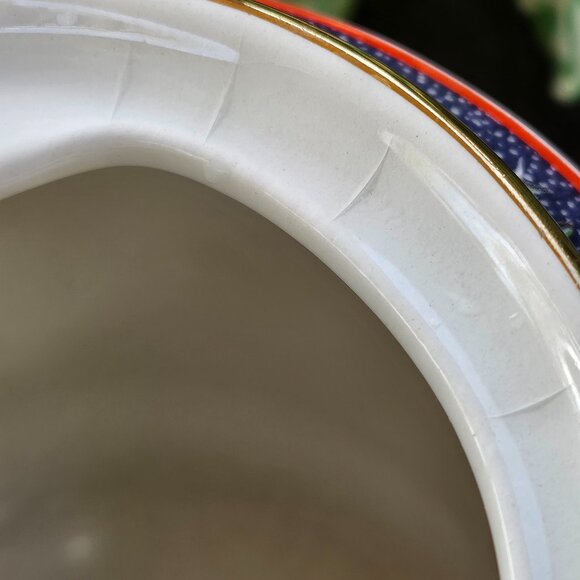 Vintage Sadler Twelve Days of Christmas - Merry Christmas Teapot - Picture 10 of 13